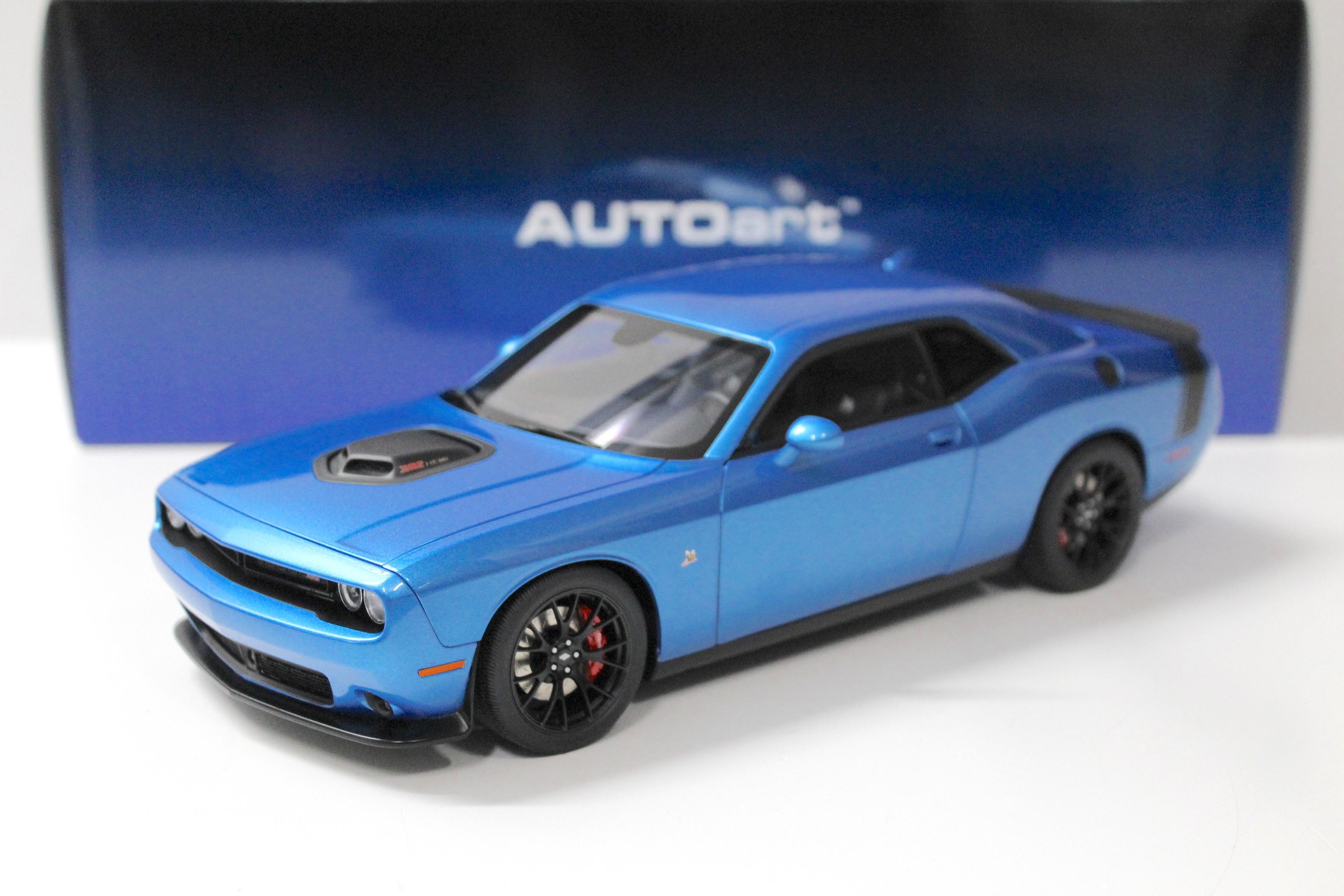 Dodge challenger autoart