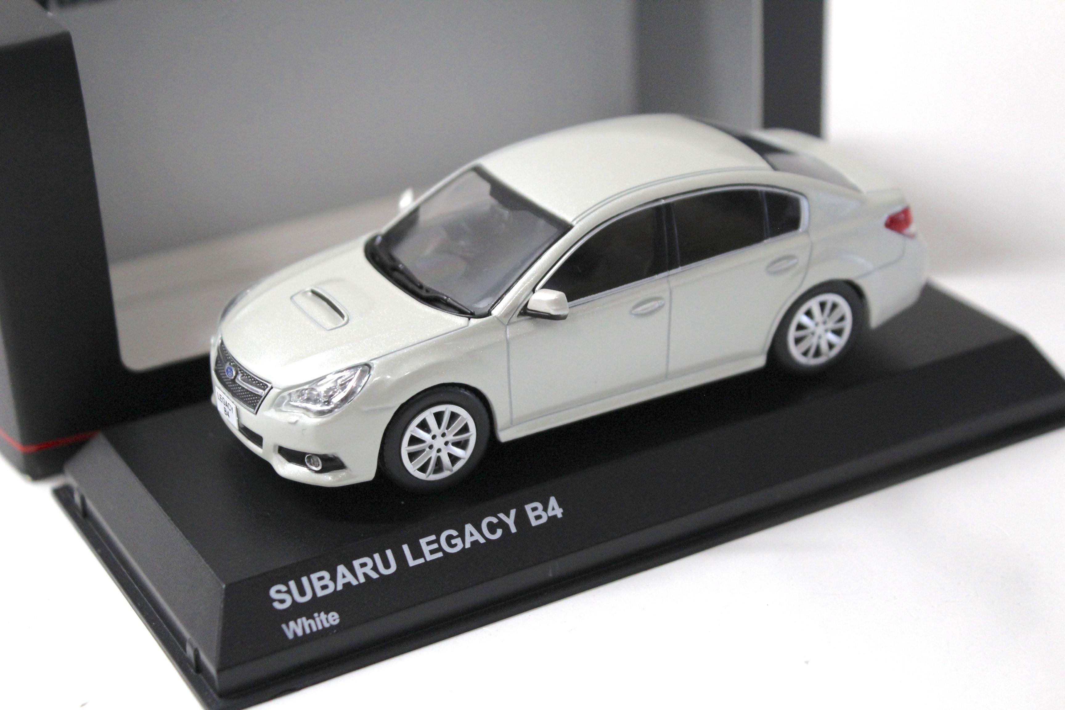 Subaru_Legacy_B4_Limousine_201