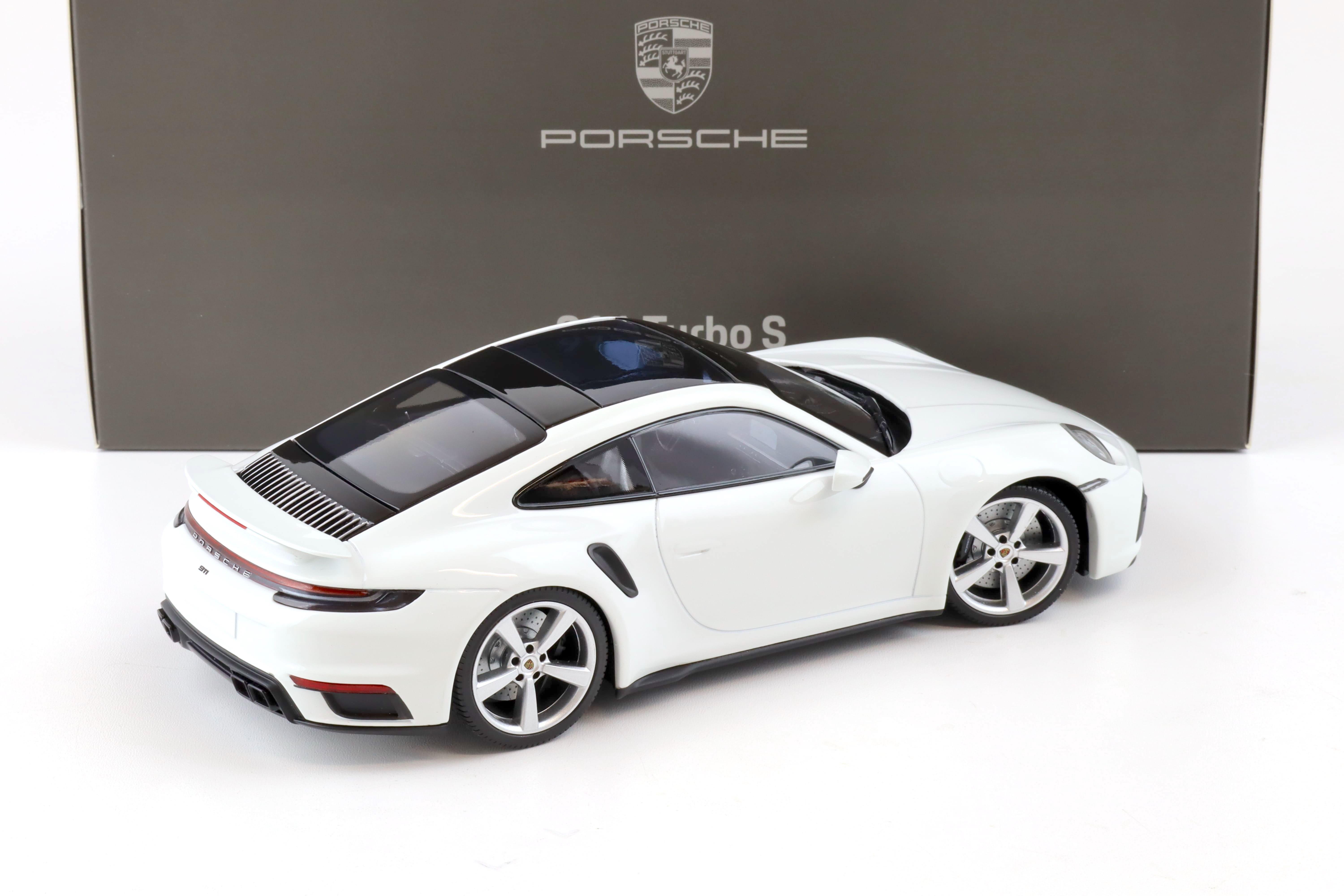 自動車 MINICHAMPS Porsche 911 TurboS3.3 1/43 1:43 MINICHAMPS 1975 PORSCHE 911 930 Turbo 3.0 Cyberpunk