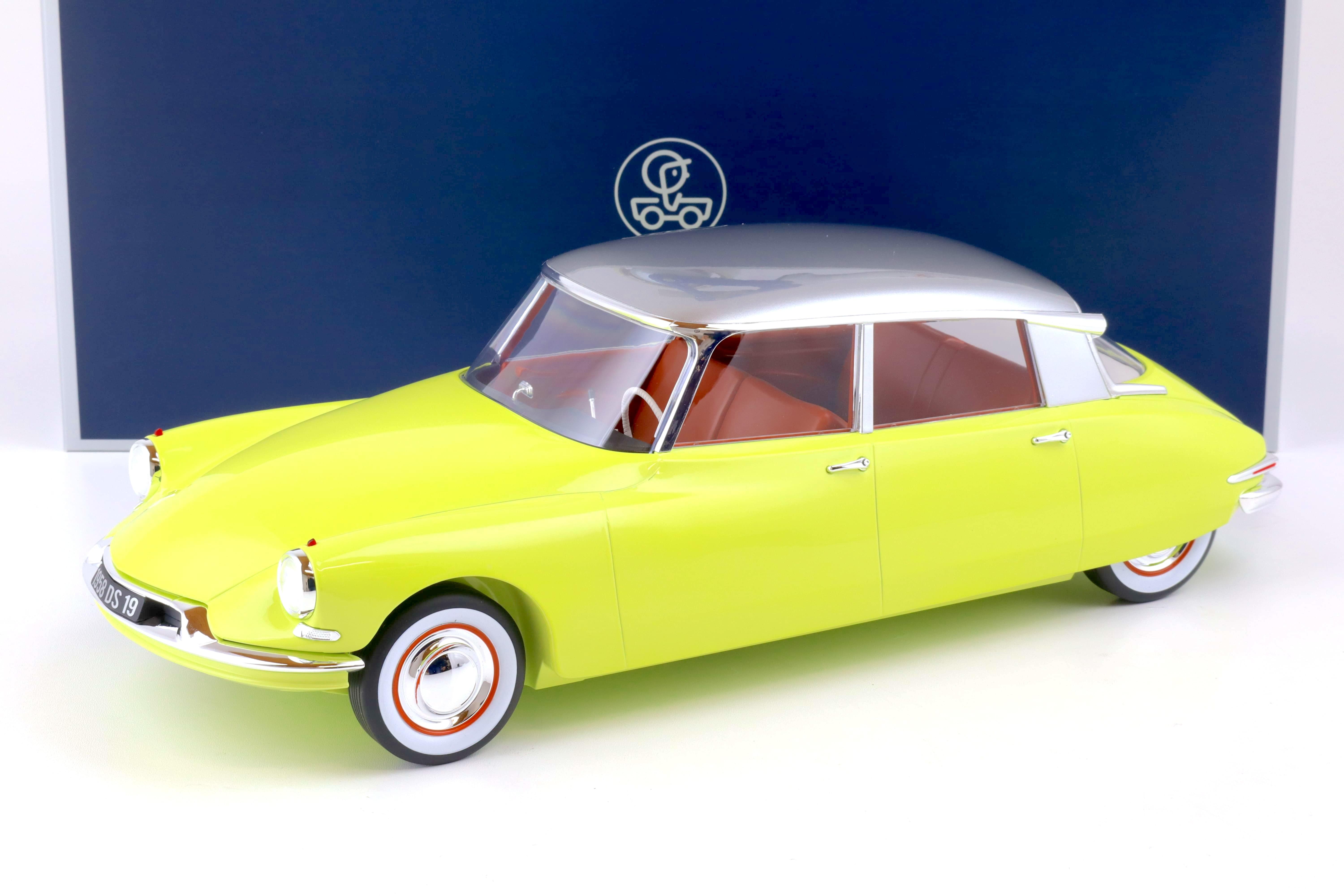 ノレブ 1/12 シトロエン DS 19 1959 (ブルー/ホワイト) Citroën DS 19 1959 Blue Delphinium and White 1:12 – Norev