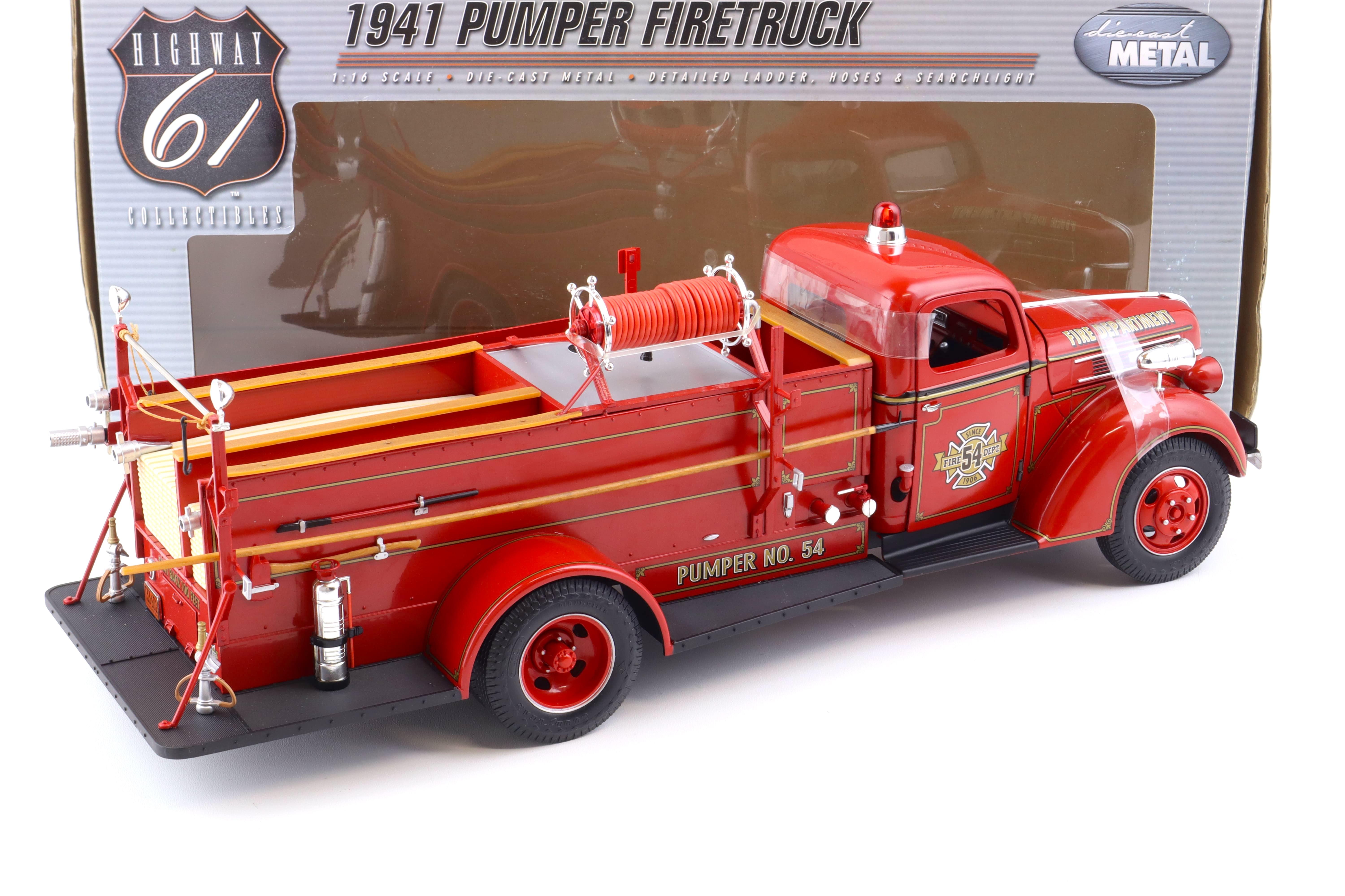 FIRE TRUCK 1916 FORD MODEL T FIRE ENGINE FRANKLIN MINT 1:16