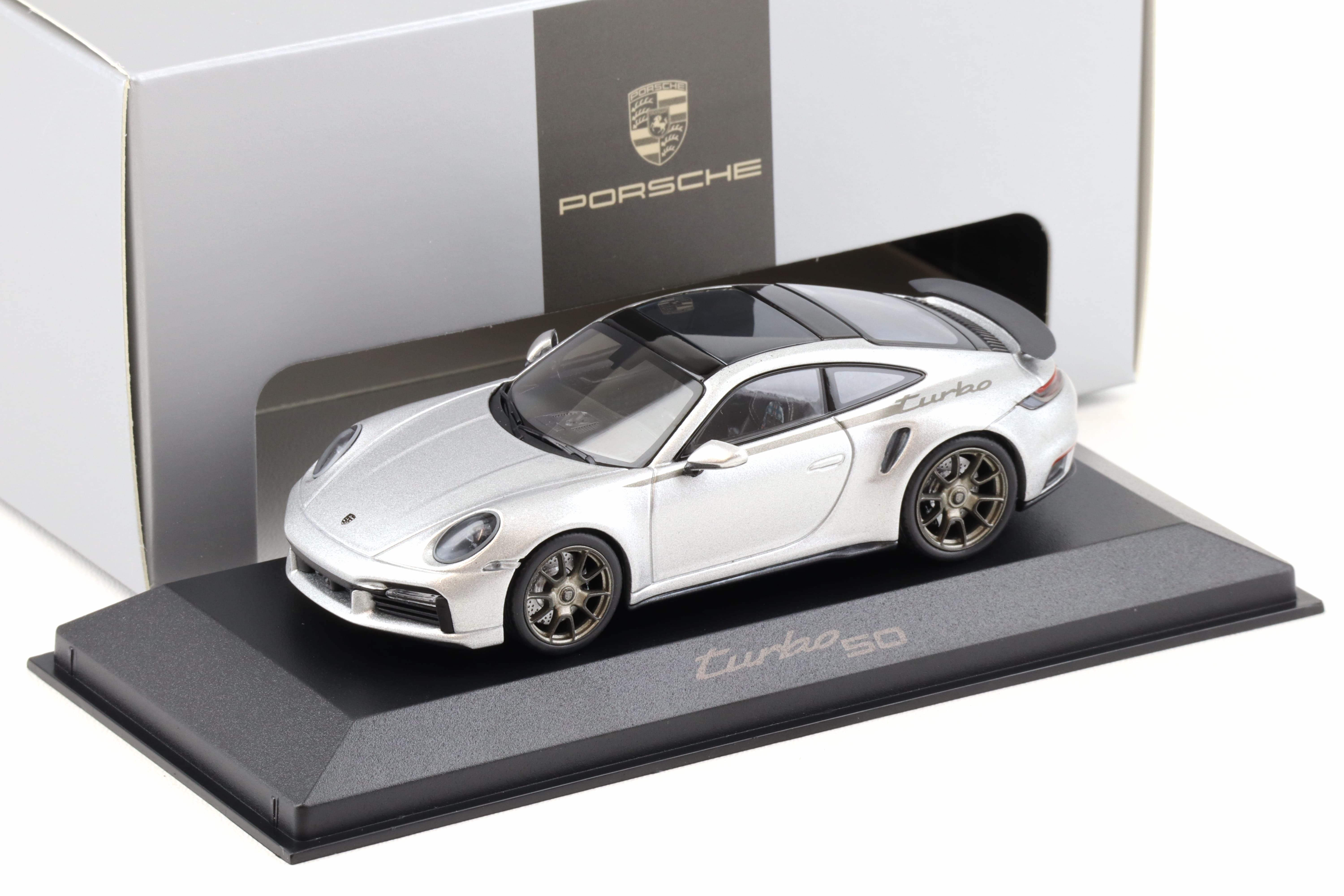 1:43 Minichamps Porsche 911 (992) Turbo S Coupe 50 Jahre