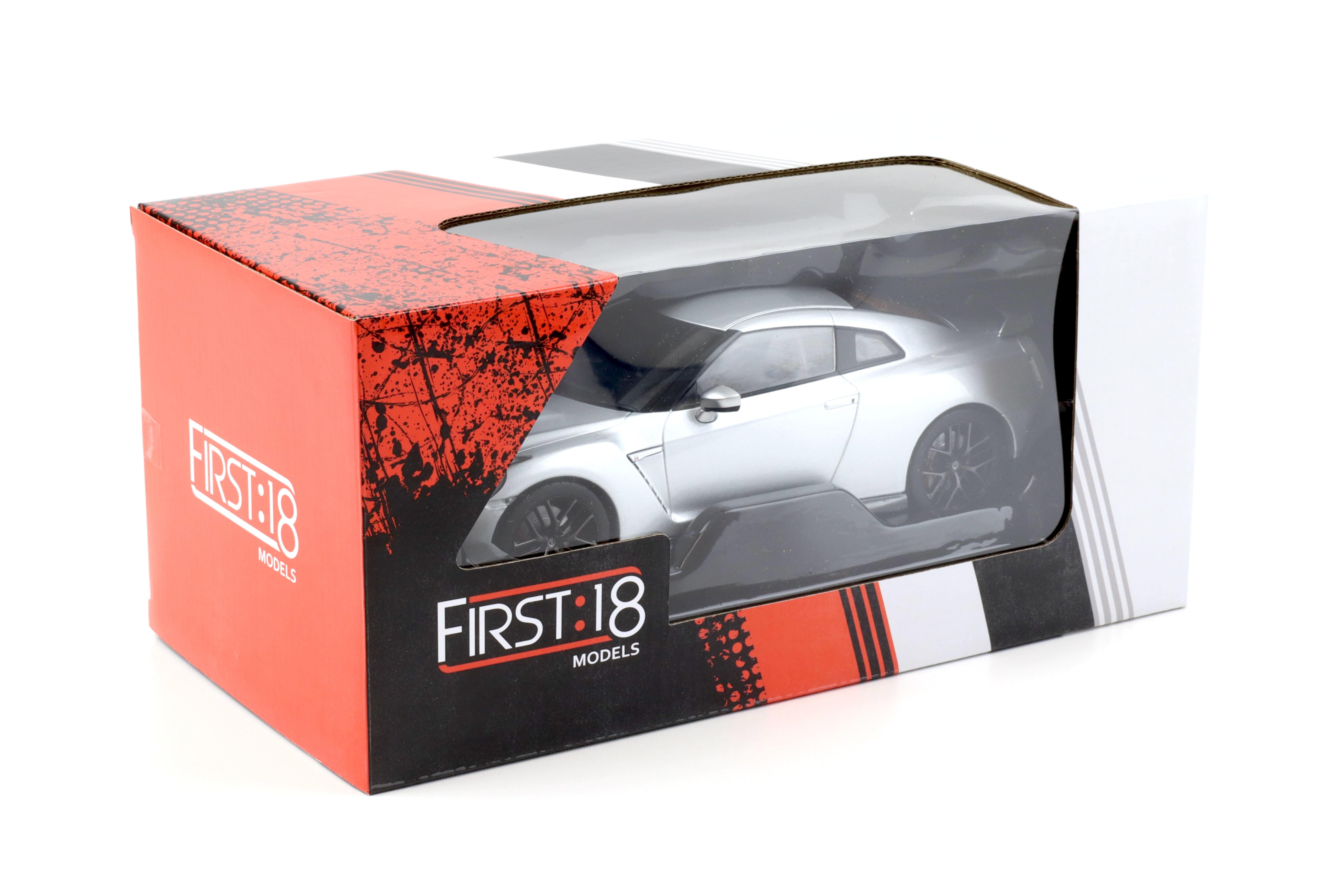 は自分にプチご褒美を R35 GT-R Nissan Models First18 1:18 Coupe Silver 2017 ミニカー