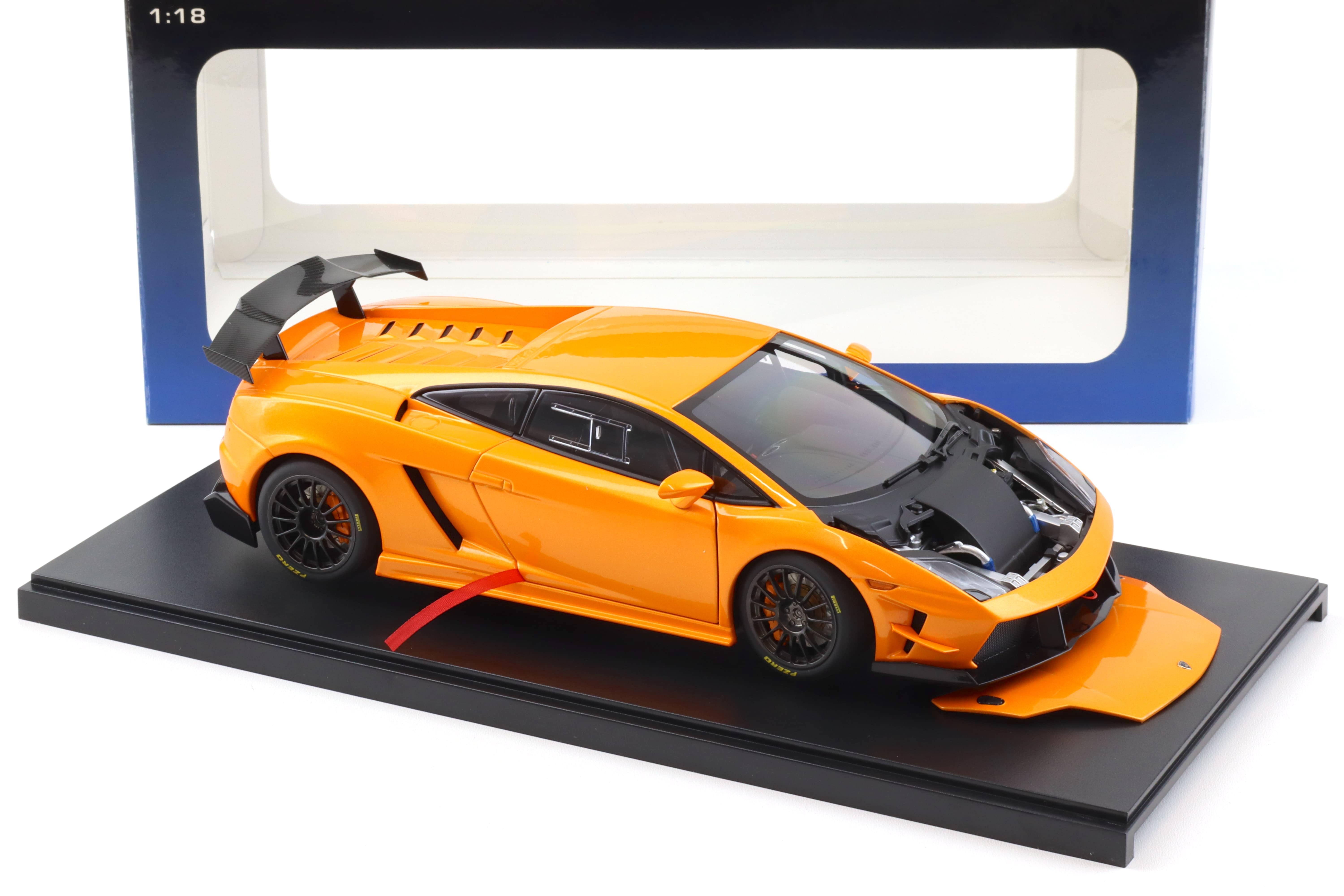 Autoart 1/18 ランボルギーニ ガヤルド lp560-4 ブラック 1/18 AUTOart Lamborghini Gallardo LP560-4 - NERO NOCTI
