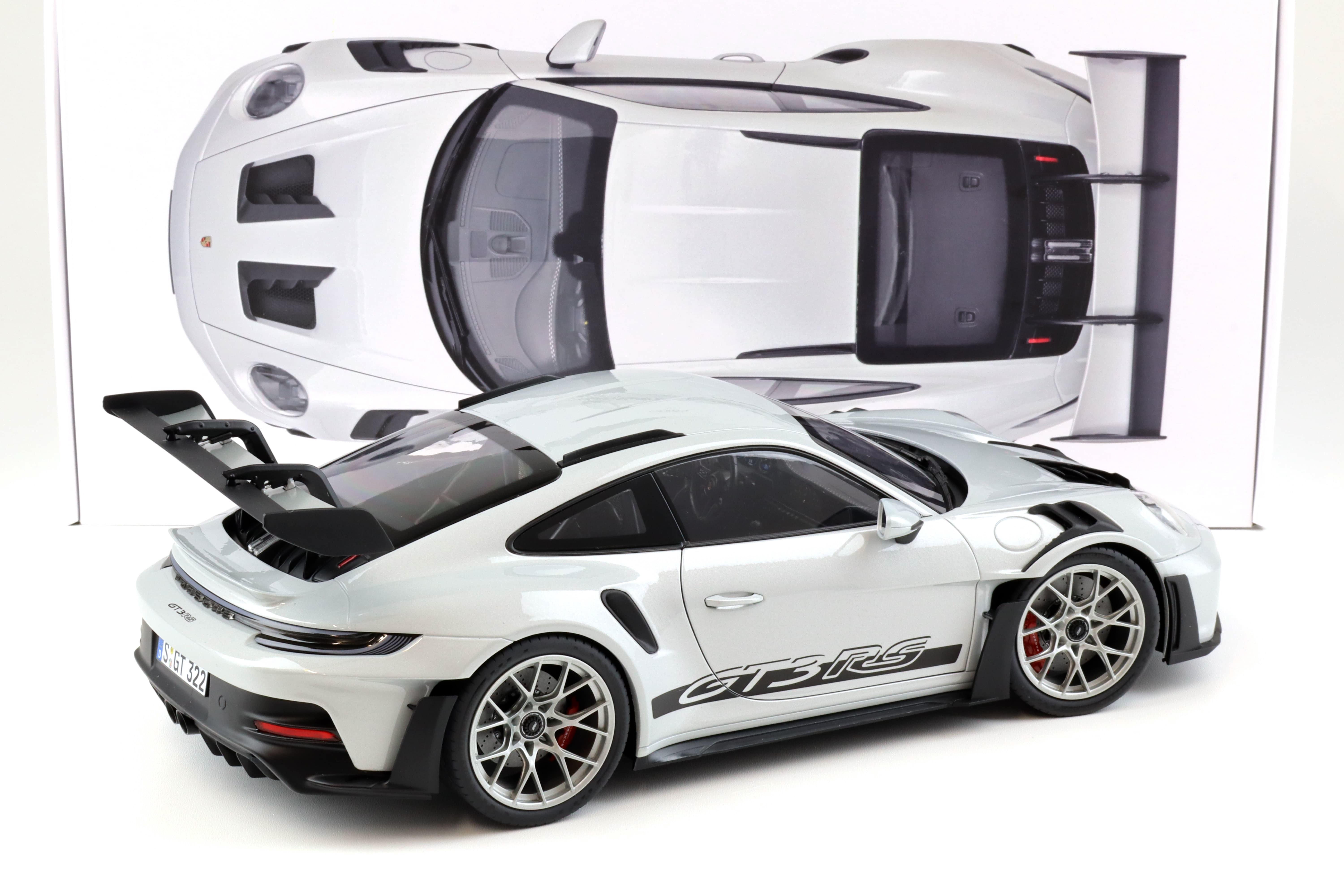 Porsche 911 Turbo 3.3 1977 white modelcar 187547 Norev 1:18