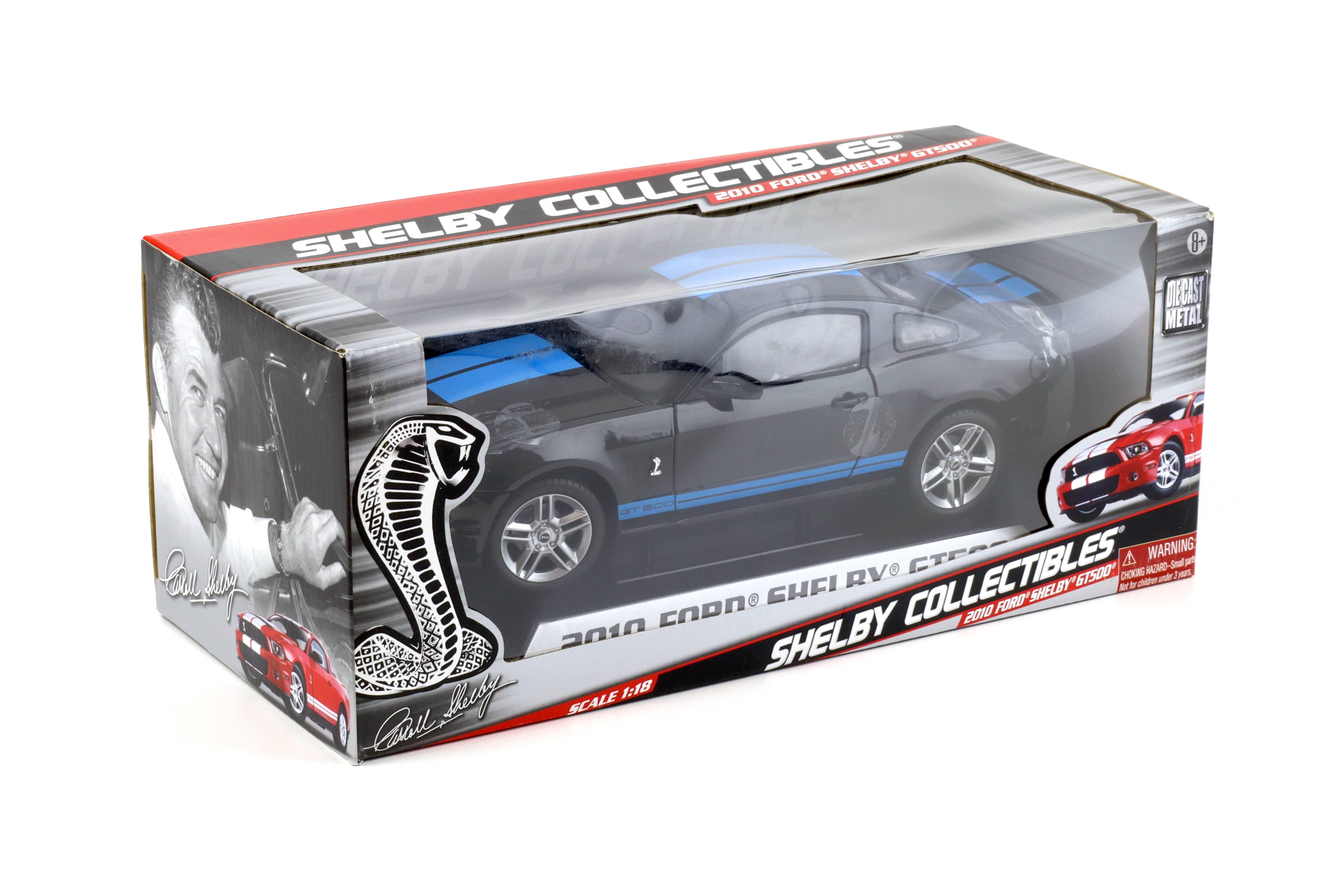 1:18 Shelby Collectibles 2010 Ford Shelby GT500 Coupe Black With